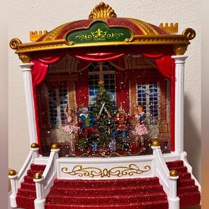 9.25" NUTCRACKER BALLET MUSICAL LIGHTED WATER THEATRE Christmas RAZ NEW 4000773